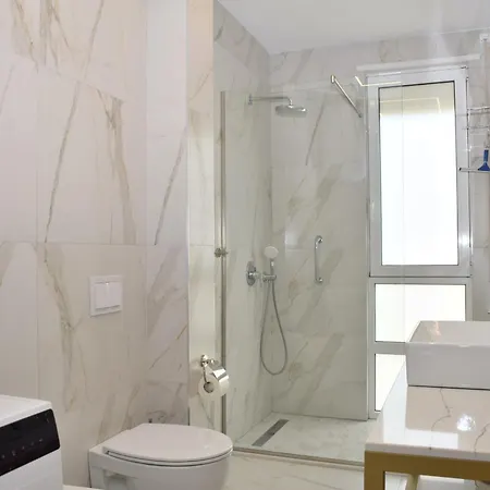 شقة Tropicana 298 Plazhi San Pietro