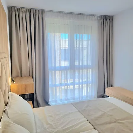 شقة Tropicana 298 Plazhi San Pietro